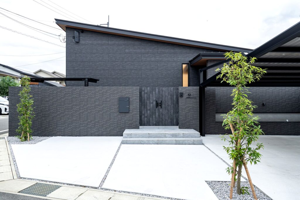 中庭で『整う』コートハウス